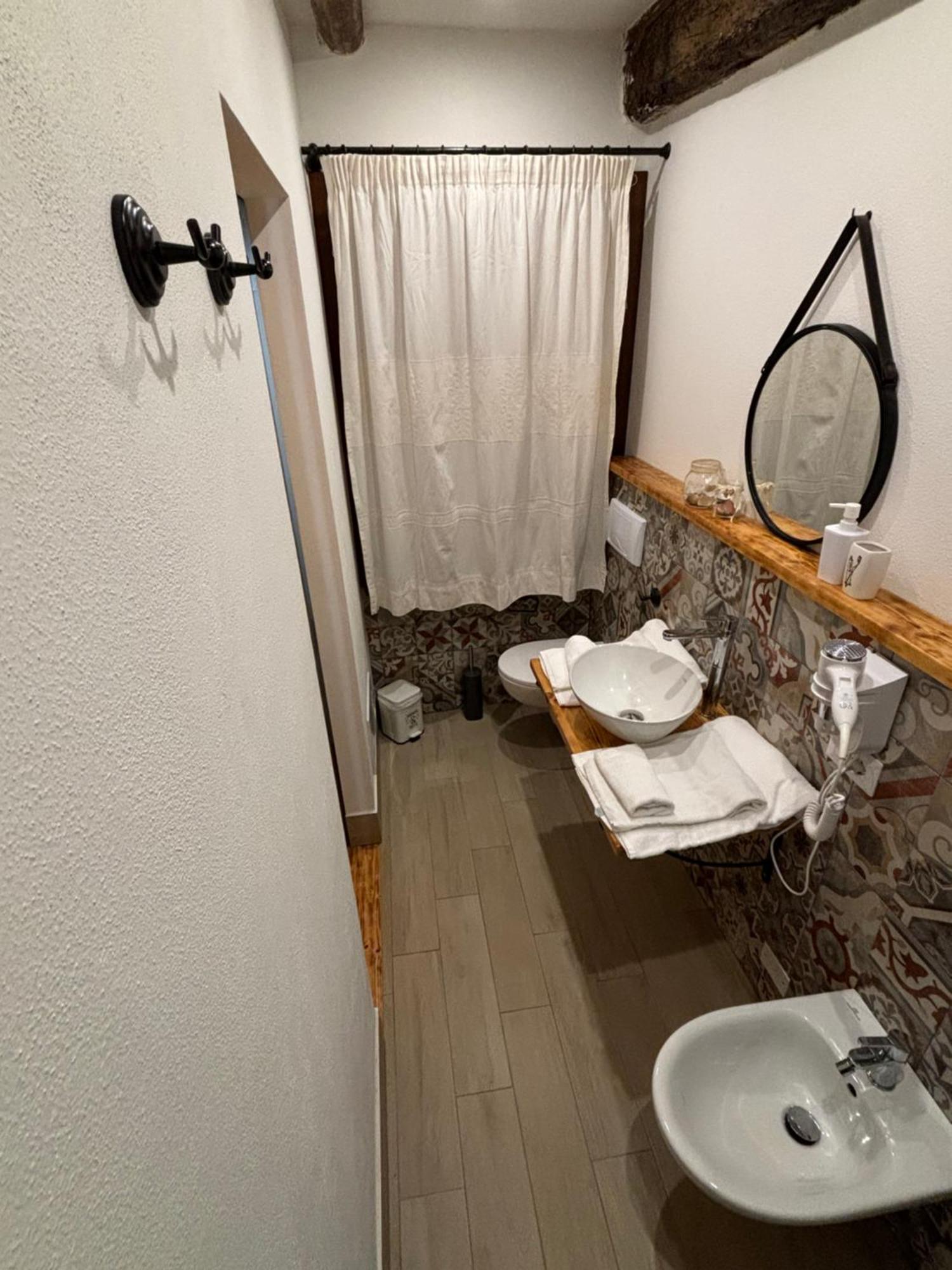 קאסטלסארדו B&B Casa Doria מראה חיצוני תמונה