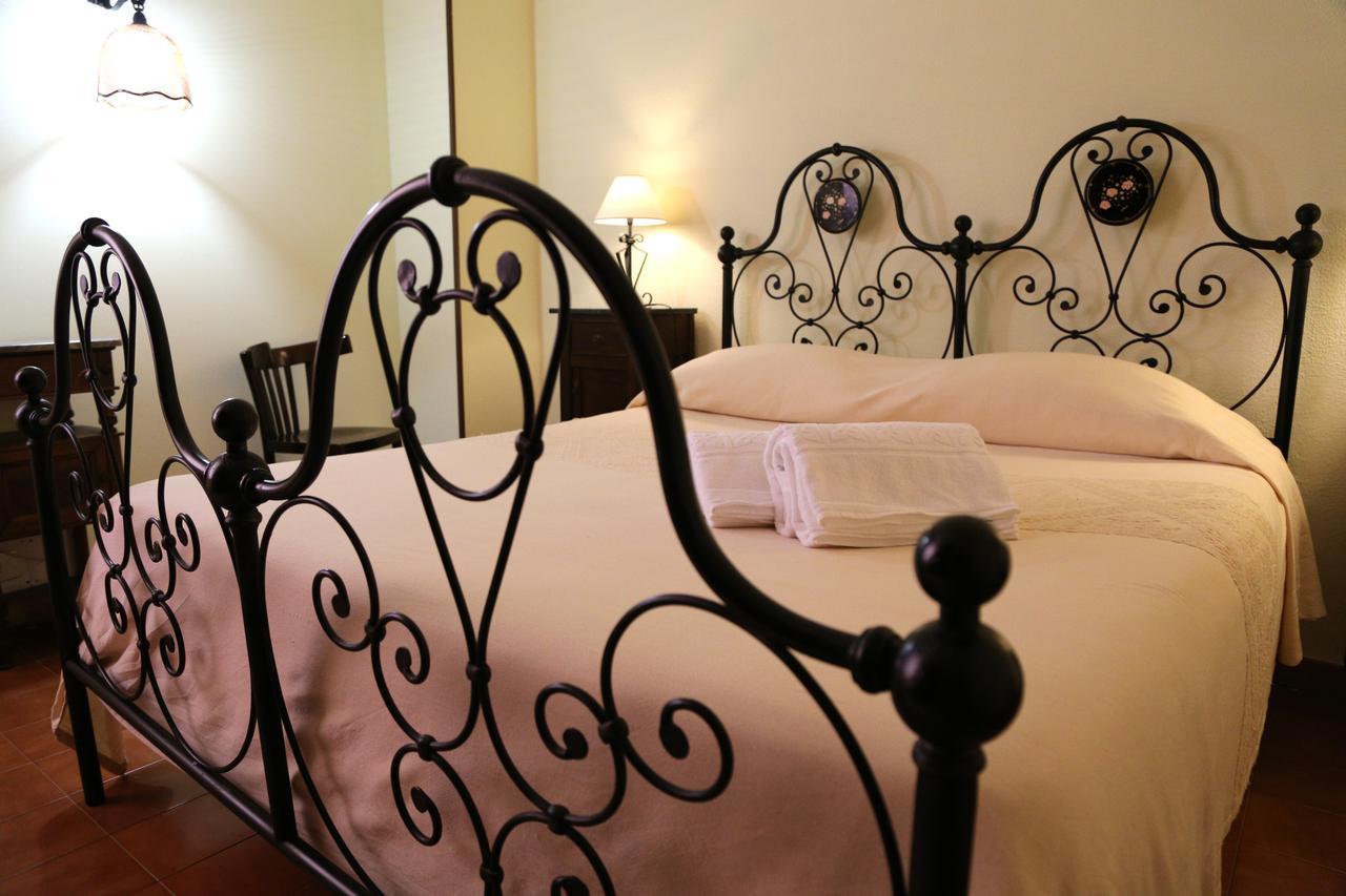קאסטלסארדו B&B Casa Doria מראה חיצוני תמונה